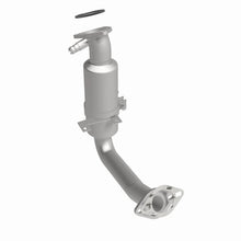 Load image into Gallery viewer, MagnaFlow Conv DF 00-02 Focus 2.0L OEM
