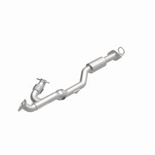 Load image into Gallery viewer, MagnaFlow Direct-Fit OEM EPA Compliant Catalytic Converter - 13-15 Nissan Pathfinder V6 3.5L
