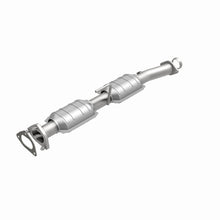 Load image into Gallery viewer, MagnaFlow Conv DF 98-00 Ford Ranger 4.0L/3.0L Rear / 98-00 Mazda B300 3.0L / B4000 4.0L Rear
