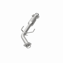 Load image into Gallery viewer, MagnaFlow Conv DF 01-03 Toyota Sienna 3.0L re

