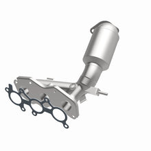 Load image into Gallery viewer, Magnaflow 11-15 Toyota Sienna 3.5L Direct Fit Converter
