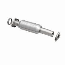 Load image into Gallery viewer, Magnaflow Conv DF 04-06 Toyota Sienna 3.3L AWD Rear
