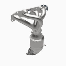 Load image into Gallery viewer, MagnaFlow 02-06 Nisssan Altima/Sentra V4 2.5L Manifold Direct Fit Catalytic Converter
