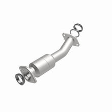 Load image into Gallery viewer, Magnaflow Conv DF 11-15 Sienna 3.5 Underbody
