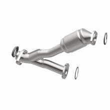 Load image into Gallery viewer, MagnaFlow Conv DF 99-03 Lexus/Toyota RX300/Highlander Truck 3.0L Passenger Side *NOT FOR SALE IN CA*

