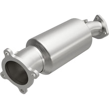 Load image into Gallery viewer, MagnaFlow California Grade CARB Compliant Converter Direct-Fit 05-09 Audi A4 / A4 Quattro
