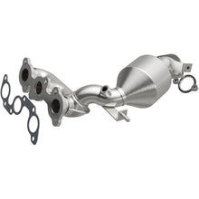 Load image into Gallery viewer, MagnaFlow Conv DF 04-06 Toyota Sienna 3.3L
