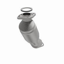 Load image into Gallery viewer, MagnaFlow Conv DF 01-03 Highlander 3L frt OEM
