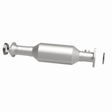 Load image into Gallery viewer, MagnaFlow California Direct-Fit Catalytic Converter 97-01 Honda CR-V L4 2.0L
