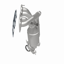 Load image into Gallery viewer, MagnaFlow Conv DF 01-06 Toyota Highlander 2.4L
