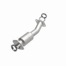 Load image into Gallery viewer, Magnaflow Conv DF 11-15 Sienna 3.5 Underbody
