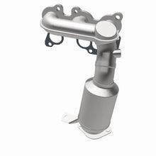 Load image into Gallery viewer, Magnaflow 04-06 Toyota Sienna 3.3L Direct Fit Converter
