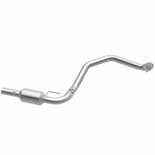 Load image into Gallery viewer, MagnaFlow 2009 Chevrolet Express 4500 V8 6.0L Left Underbody Catalytic Converter
