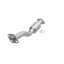 Load image into Gallery viewer, Magnaflow 13-15 Sentra 1.8 Underbody Direct Fit Converter

