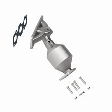 Load image into Gallery viewer, MagnaFlow Conv DF 2004 Mazda MPV 3.0L
