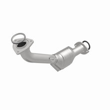 Load image into Gallery viewer, MagnaFlow Conv DF 01 Toyota Tacoma 2.4L Fron
