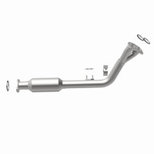 Load image into Gallery viewer, MagnaFlow Converter Direct Fit California Grade 96-98 Toyota 4Runner 2.7L
