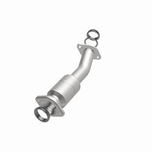 Load image into Gallery viewer, Magnaflow Conv DF 11-15 Sienna 3.5 Underbody
