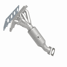 Load image into Gallery viewer, MagnaFlow Conv DF 07 Ford Focus 2.0L Manifold **CA Emissions**
