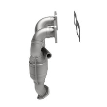 Load image into Gallery viewer, MagnaFlow Conv DF 97-99 Sentra 1.6L manif 49S
