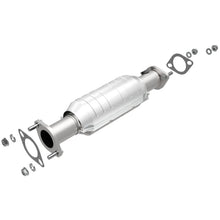 Load image into Gallery viewer, MagnaFlow Conv DF 04-06 Outlander 2.4L
