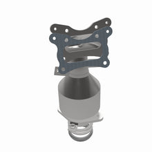 Load image into Gallery viewer, MagnaFlow 10-11 Honda CR-V California Catalytic Converter Direct Fit
