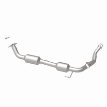 Load image into Gallery viewer, Magnaflow 07-12 Toyota Tundra 4.0L Direct Fit Converter
