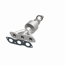 Load image into Gallery viewer, MagnaFlow Conv DF 07-09 Mitsu Outlander 3.0L

