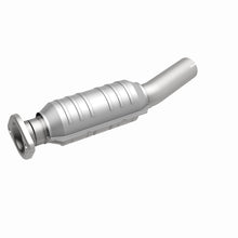 Load image into Gallery viewer, Magnaflow Conv DF 06-10 Toyota Rav4 3.5L
