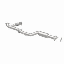 Load image into Gallery viewer, MagnaFlow Direct-Fit OEM EPA Compliant Catalytic Converter - 13-15 Nissan Pathfinder V6 3.5L

