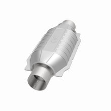 Load image into Gallery viewer, MagnaFlow Conv Univ 3in In/Out Center/Center Oval w/ 02 Sensor
