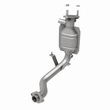 Load image into Gallery viewer, Magnaflow Conv DF 01-04 Ford Escape
