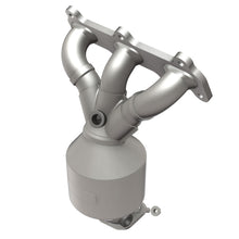 Load image into Gallery viewer, MagnaFlow Conv DF 05-08 Kia Sportage 2.7L Passenger Side
