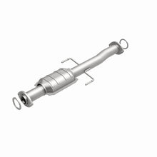 Load image into Gallery viewer, MagnaFlow Conv DF 02-03 Toyota Tacoma 2.4L
