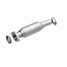 Load image into Gallery viewer, MagnaFlow Conv DF 04 Toyota Sienna 3.3L
