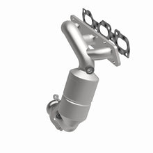 Load image into Gallery viewer, MagnaFlow Conv DF 01-05 Ford Escape / Mazda Tribute 2.0L (CA Emissions)
