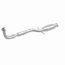 Load image into Gallery viewer, Magnaflow Conv DF 99-01 Hyundai Sonata 2.4L

