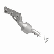 Load image into Gallery viewer, Magnaflow Conv DF 06-08 BMW Z4 3.0L rr
