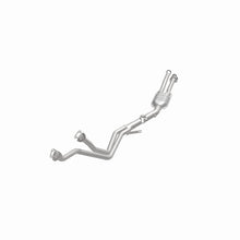 Load image into Gallery viewer, MagnaFlow Conv DF BMW 80 88
