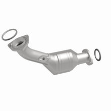Load image into Gallery viewer, MagnaFlow Conv DF 00-04 Toyota Tacoma 3.4L California
