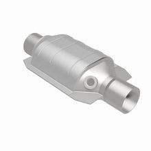 Load image into Gallery viewer, MagnaFlow Conv Univ 2.00inch 1-O2 Rear 50 State
