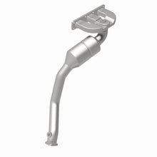 Load image into Gallery viewer, Magnaflow Conv DF BMW 5 01-03 front
