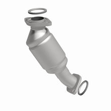 Load image into Gallery viewer, MagnaFlow Conv DF 01-03 Highlander 3L frt OEM
