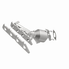 Load image into Gallery viewer, MagnaFlow Direct-Fit SS OEM Catalytic Converter 12-15 Hyundai Accent L4-1.6LGAS
