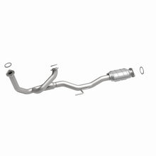Load image into Gallery viewer, MagnaFlow Conv DF 97-98 Toyota Avalon Camry 3
