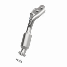 Load image into Gallery viewer, MagnaFlow Direct-Fit OEM Grade Federal Catalytic Converter 16-17 Lexus IS300/IS350 V6 3.5L
