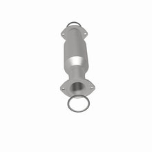 Load image into Gallery viewer, Magnaflow 96-99 Toyota Tacoma 2.7L Direct Fit Converter
