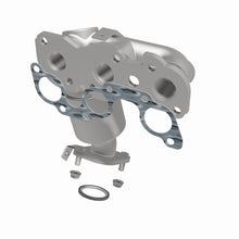Load image into Gallery viewer, Magnaflow Conv DF 97-00 Toyota Camry 3.0L
