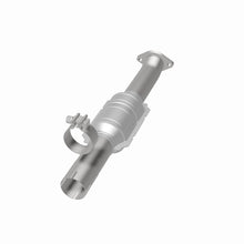 Load image into Gallery viewer, Magnaflow Conv DF 2010-2012 VENZA 2.7L Underbody
