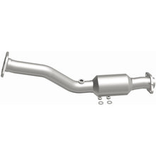 Load image into Gallery viewer, Magnaflow 13-15 Sentra 1.8 Underbody Direct Fit Converter
